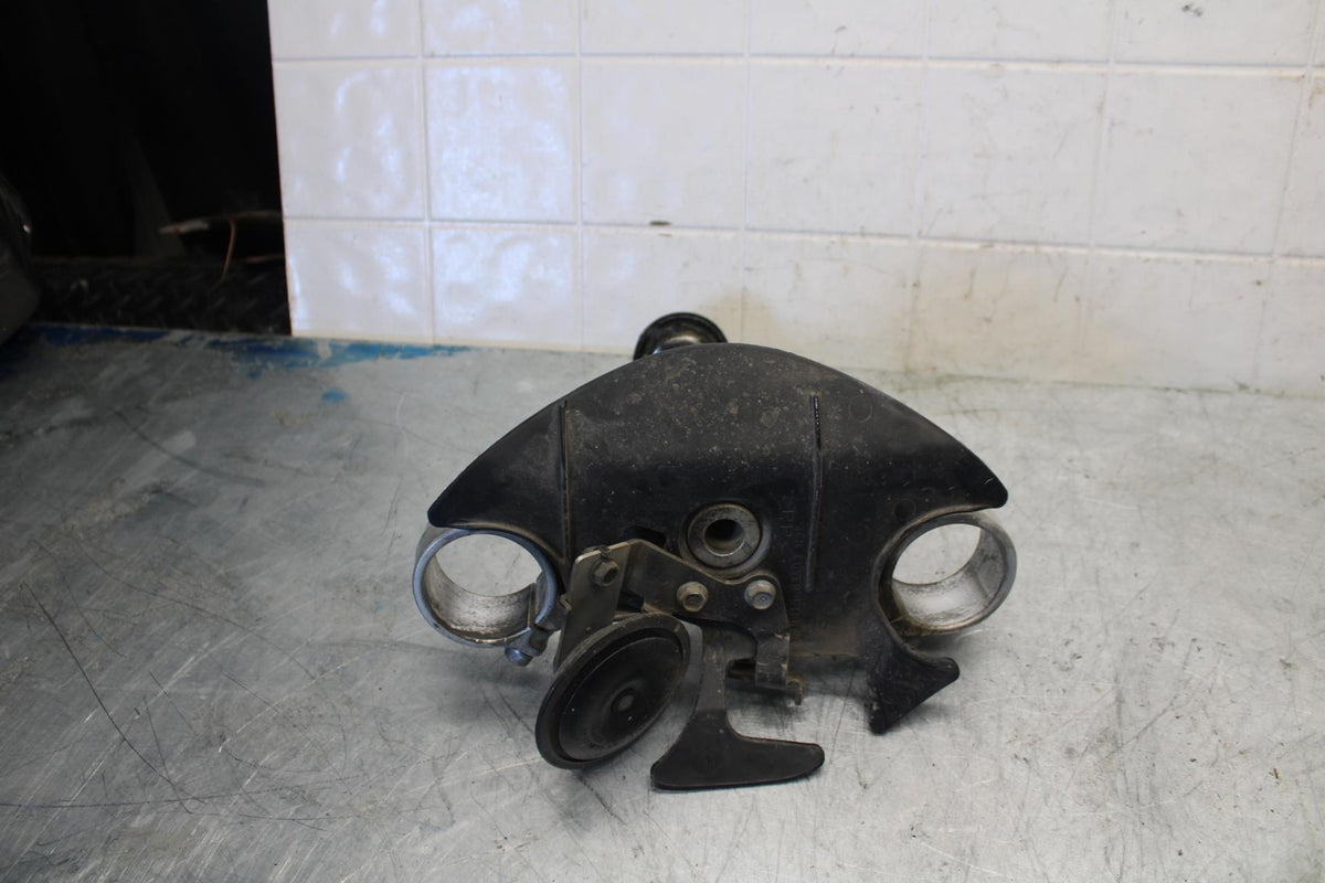 07-08 YAMAHA YZF R1 FRONT FORKS CLAMP LOWER TRIPLE TREE STEM BB425