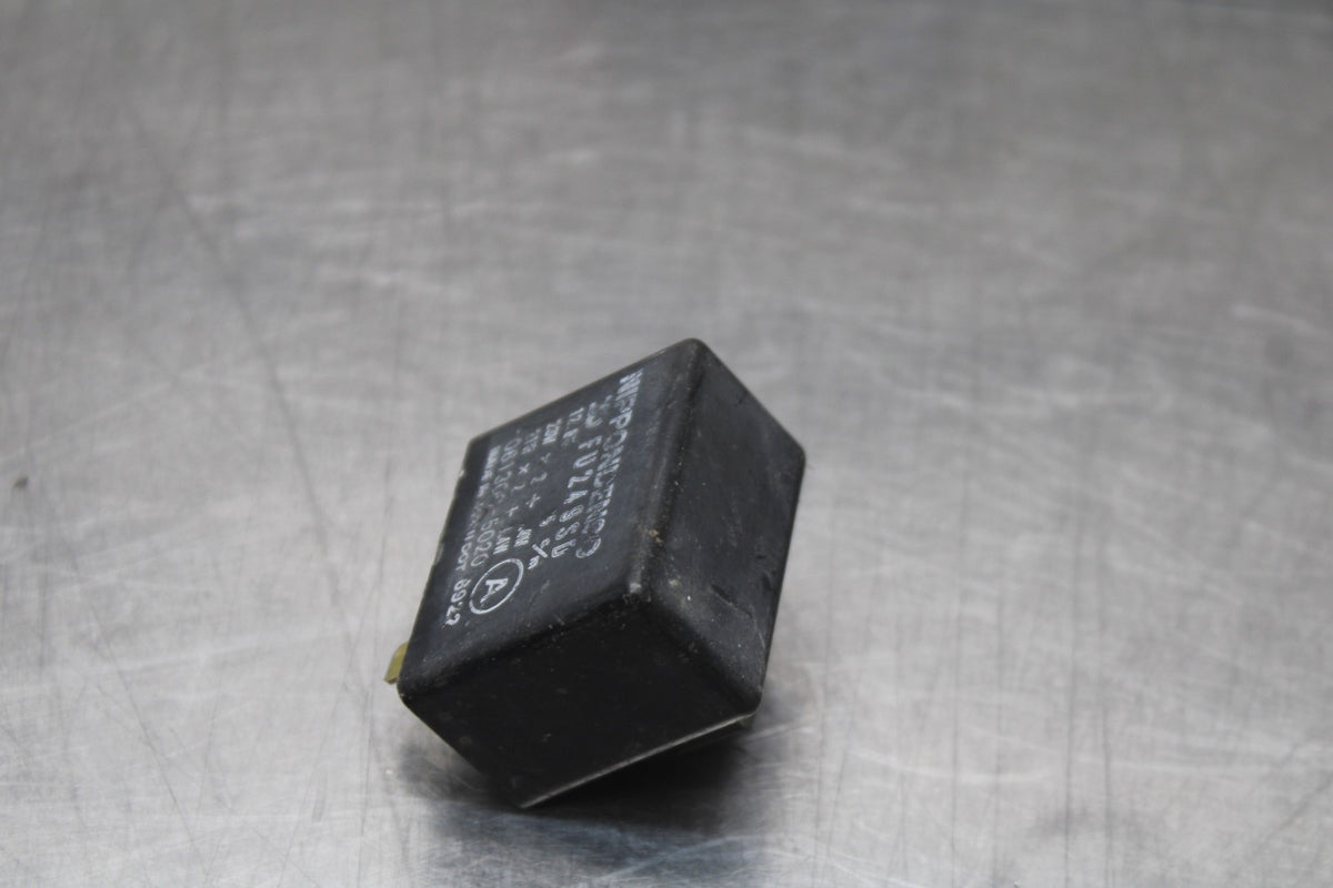 78-79 SUZUKI GS1000 TURN SIGNAL BLINKER RELAY FLASHER SWITCH BB787