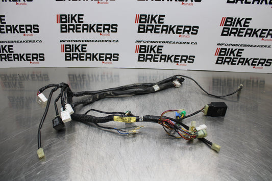 09 YAMAHA ROYAL STAR XVZ1300TF VENTURE HEADLIGHT WIRE WIRING HARNESS LOOM BB151