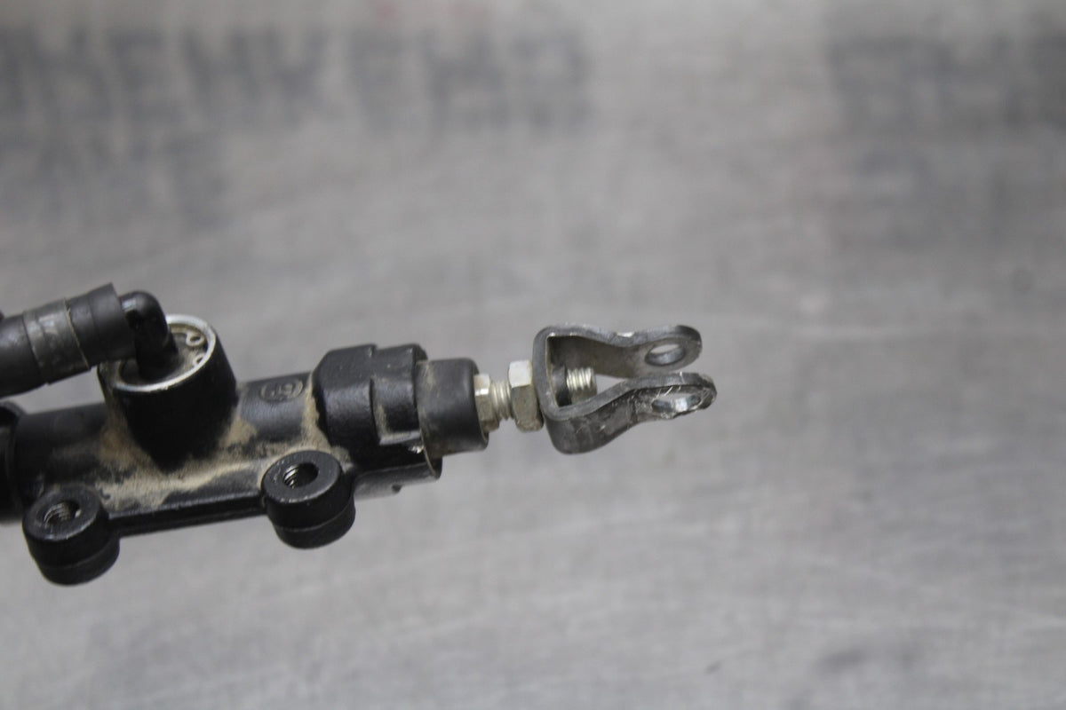 07 HONDA VTX1300R REAR BACK BRAKE MASTER CYLINDER W RESERVOIR BB825
