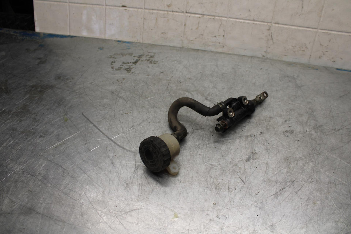 96-07 YAMAHA YZF600R REAR BACK BRAKE MASTER CYLINDER W RESERVOIR BB427