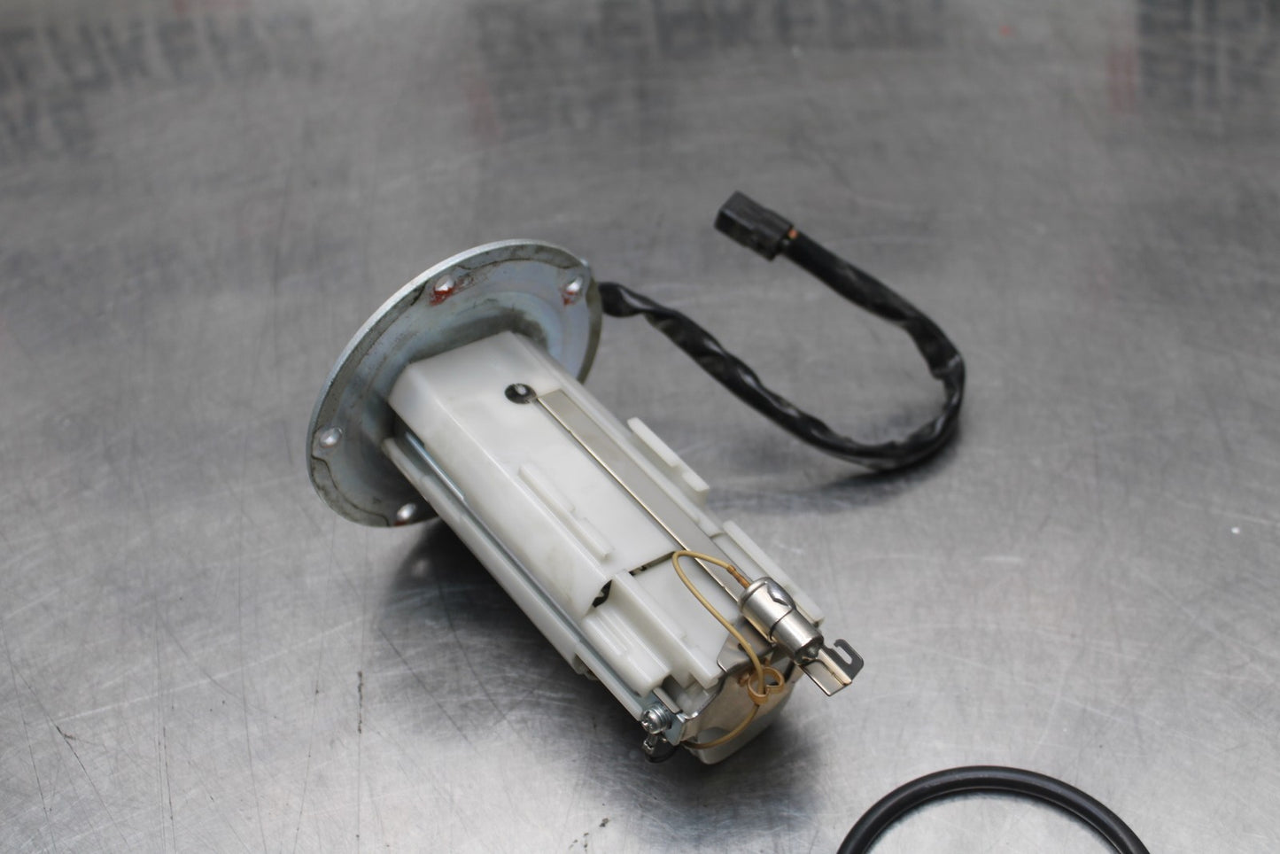 08 KAWASAKI NINJA ZX10R FUEL PUMP GAS PETROL SENDER UNIT BB201