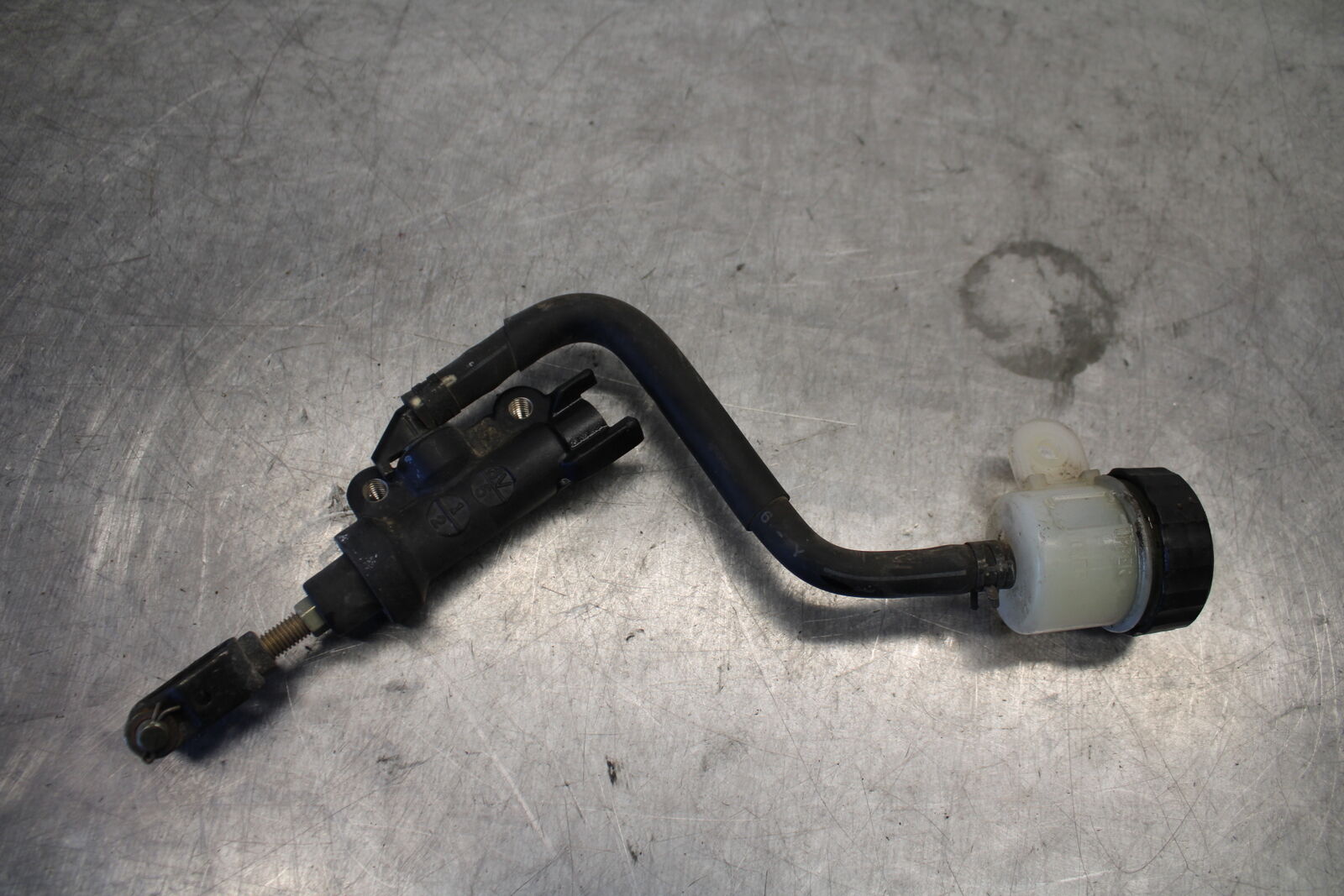 07-09 YAMAHA FZ6 REAR BACK BRAKE MASTER CYLINDER W RESERVOIR BB713