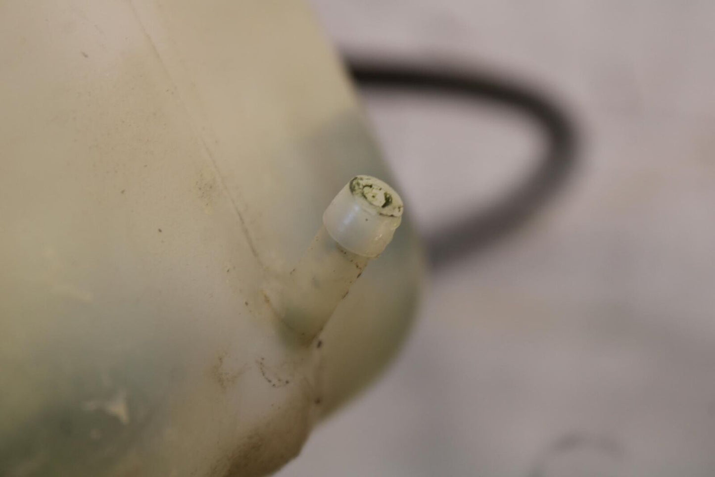 2006 Honda CBR600F4i COOLANT WATER TANK RESERVOIR BOTTLE 19101-MBW-D20 BB567