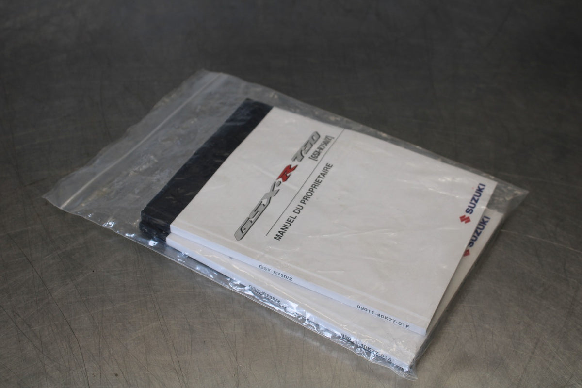 11-26 SUZUKI GSXR750 ORIGINAL OWNERS MANUAL BOOK BB882