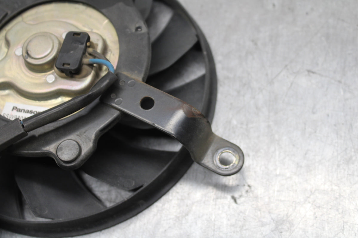 08-09 SUZUKI GSXR600 ENGINE RADIATOR COOLING FAN BB728