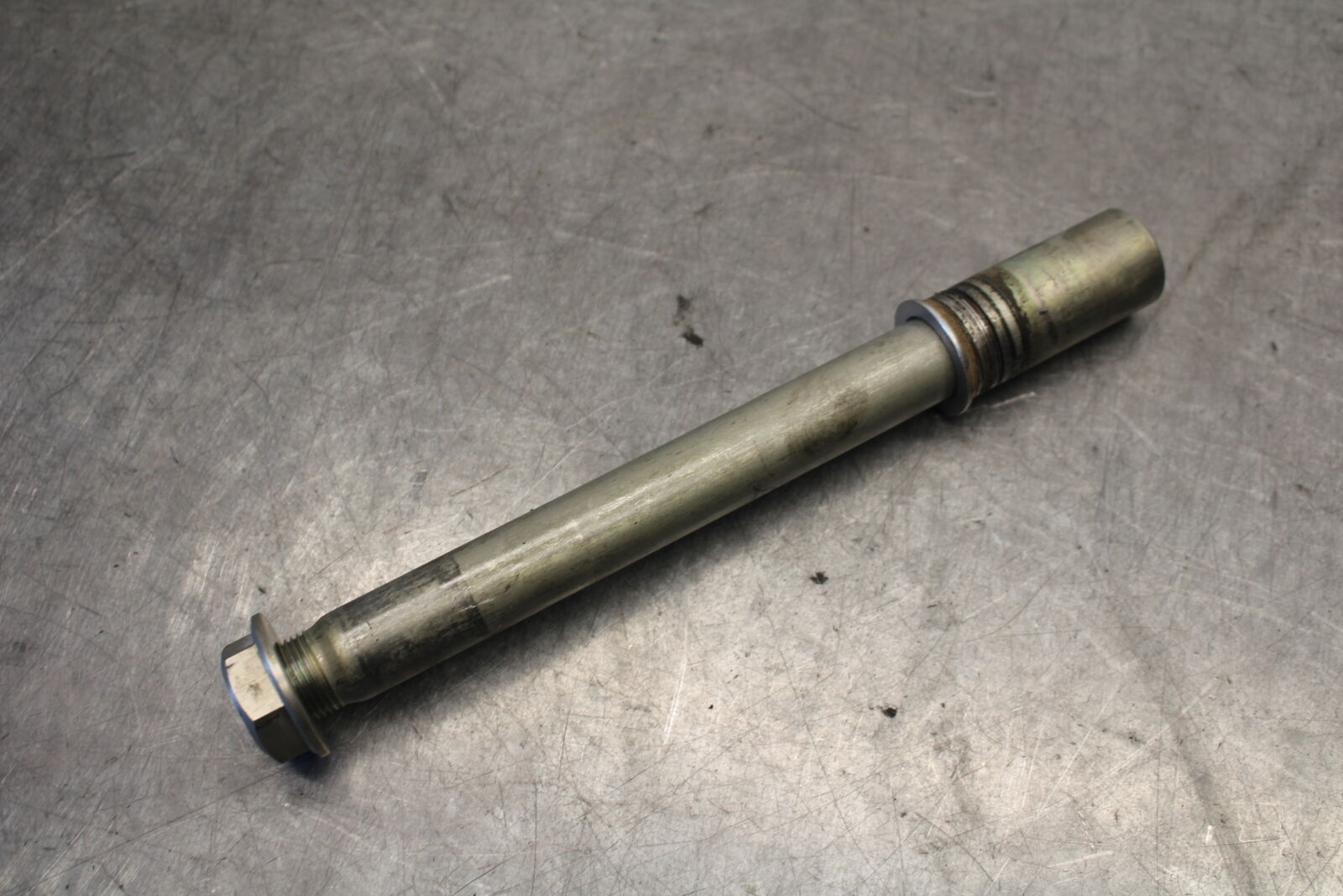 11-24 SUZUKI GSXR750 FRONT WHEEL RIM AXLE PIVOT BOLT BB687