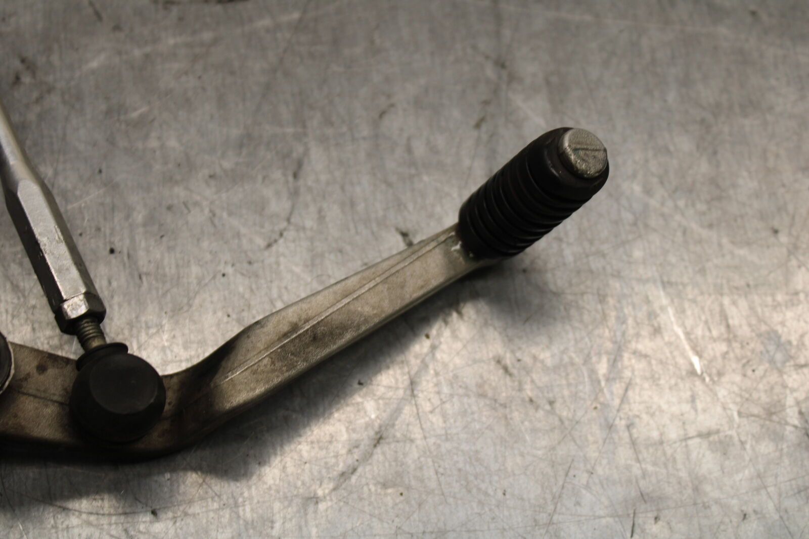11-24 SUZUKI GSXR750 SHIFTER LINKAGE SHIFT LINK PEDAL BB714