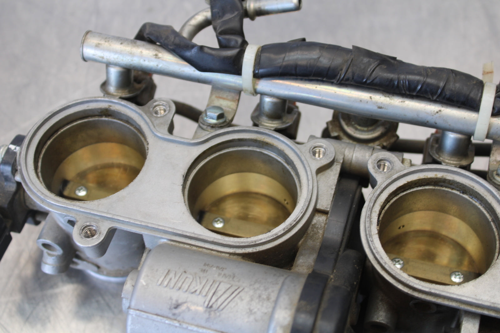 07-08 YAMAHA YZF R1 MAIN FUEL INJECTORS / THROTTLE BODIES BB160