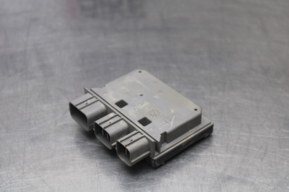24-25 KAWASAKI NINJA ZX6R RELAY ASSEMBLY FUSE BOX BB785