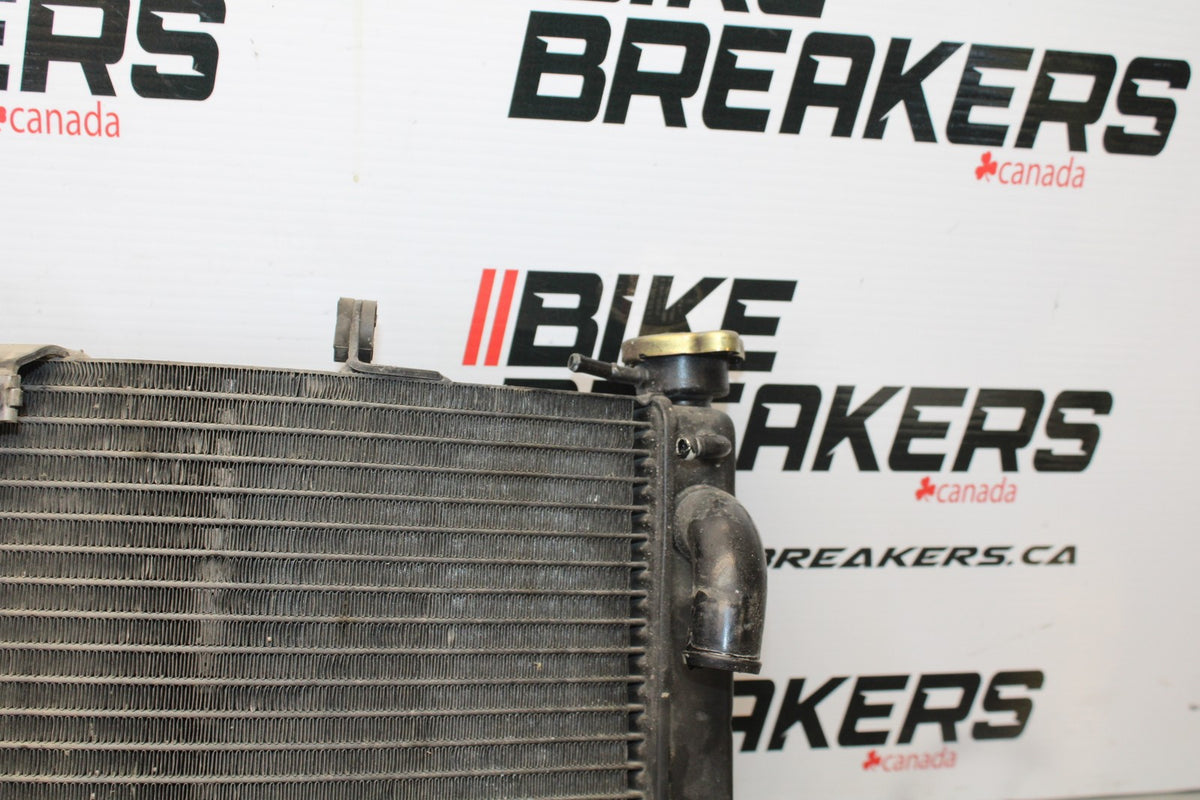 01-06 HONDA CBR600F4I OEM ENGINE RADIATOR MOTOR COOLER COOLING RADIATER BB185