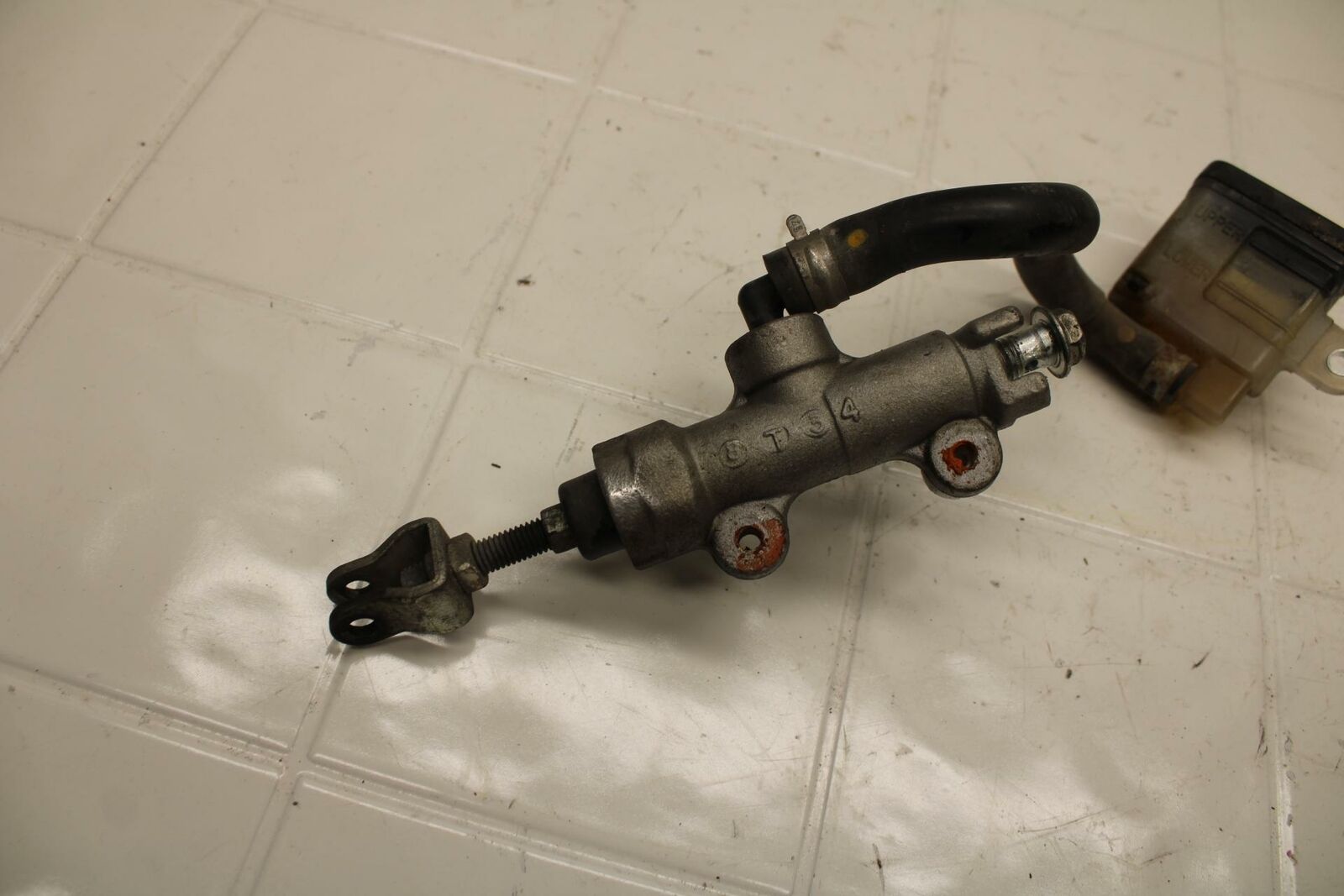 08-10 SUZUKI GSXR750 REAR BACK BRAKE MASTER CYLINDER W RESERVOIR BB396