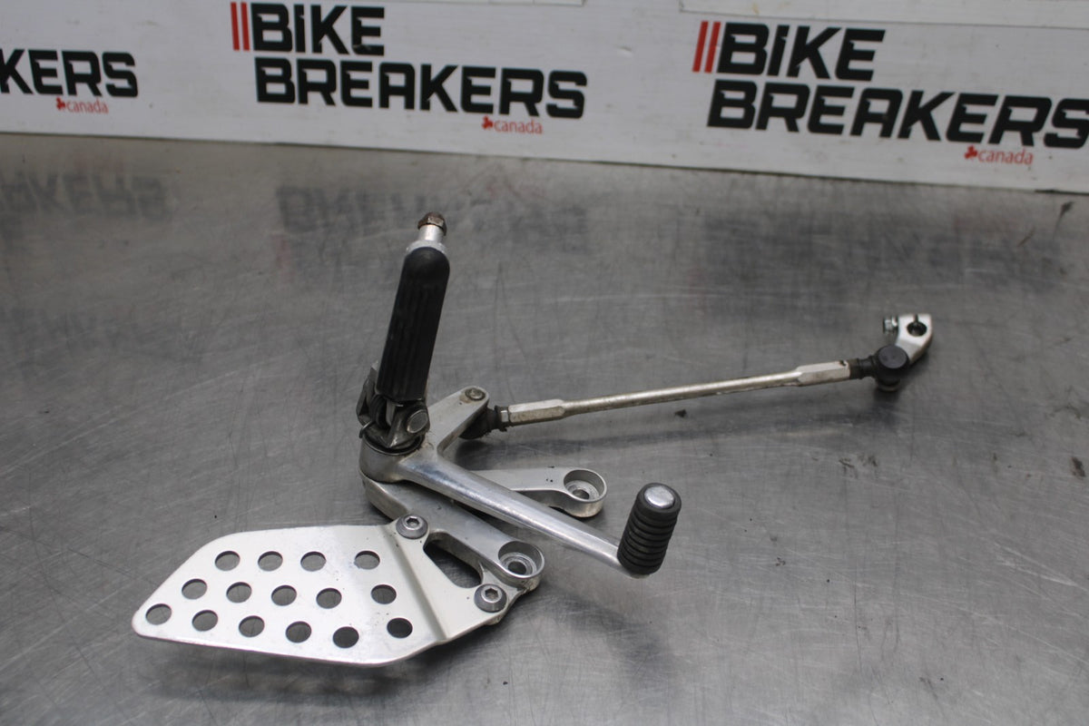 00-01 HONDA CBR929RR LEFT REARSET REAR SET FOOT PEG W SHIFTER BB925