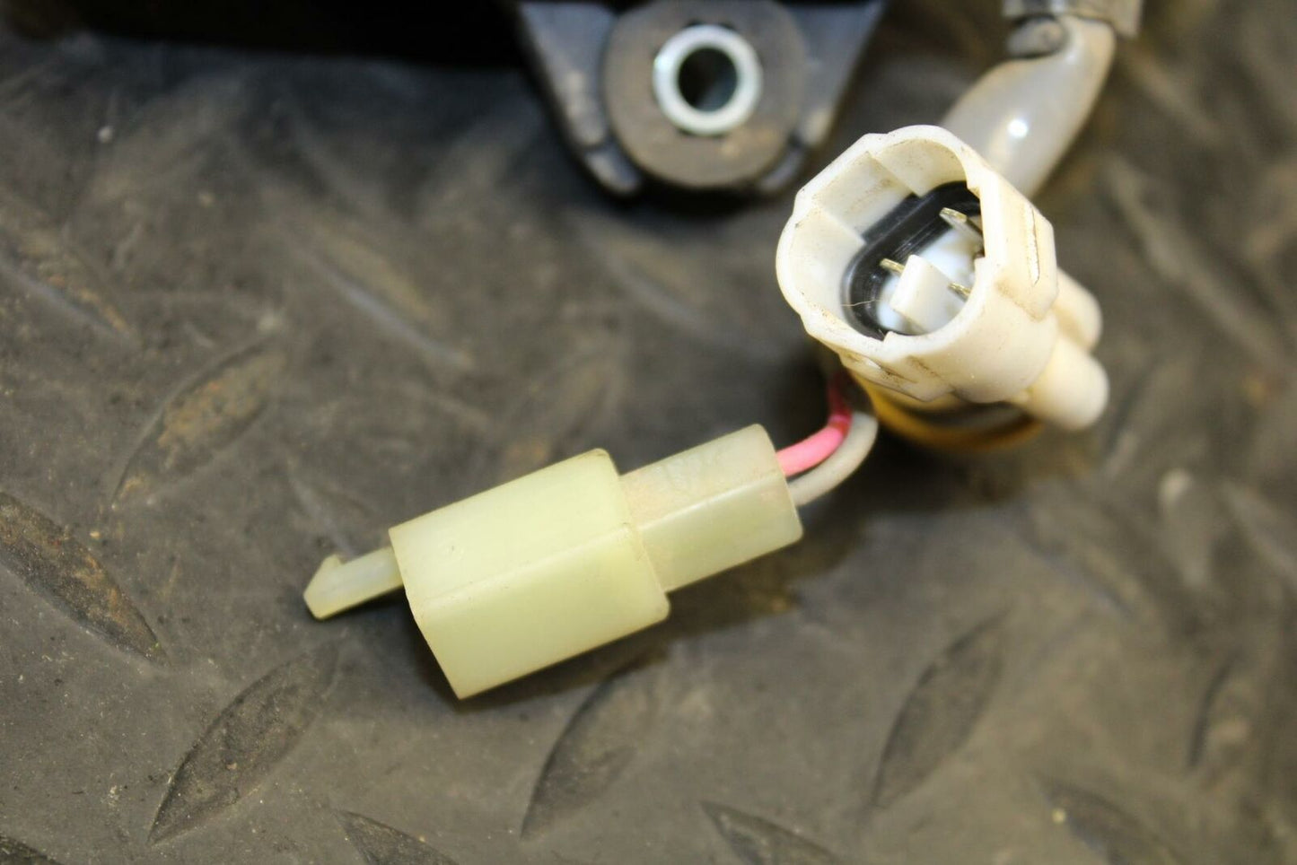 06-07 KAWASAKI NINJA ZX10R EXHAUST VALVE SERVO MOTOR BB186