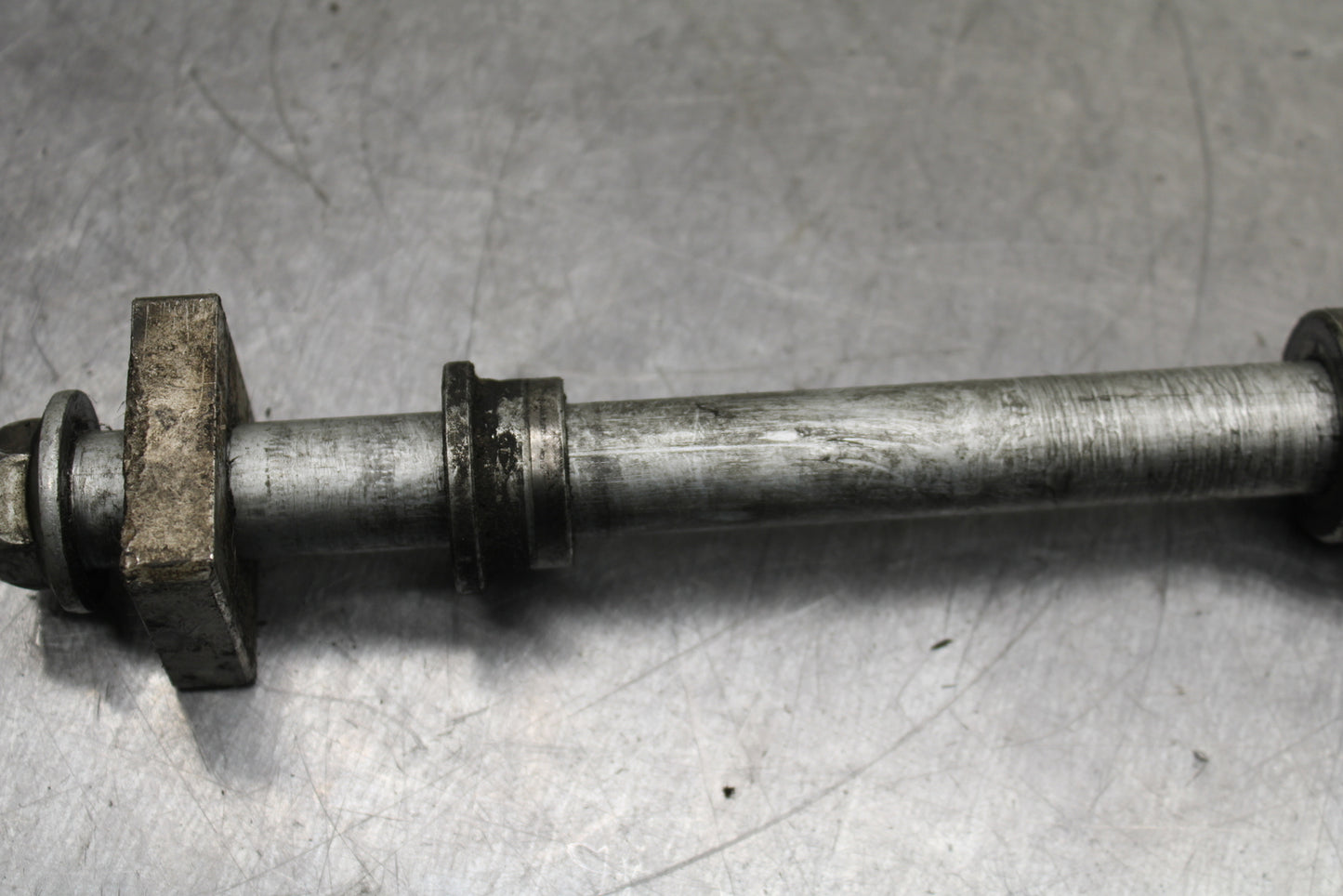 14-15 KAWASAKI NINJA 650 EX650F ABS REAR AXLE WHEEL RIM PIVOT BOLT AXEL BB741