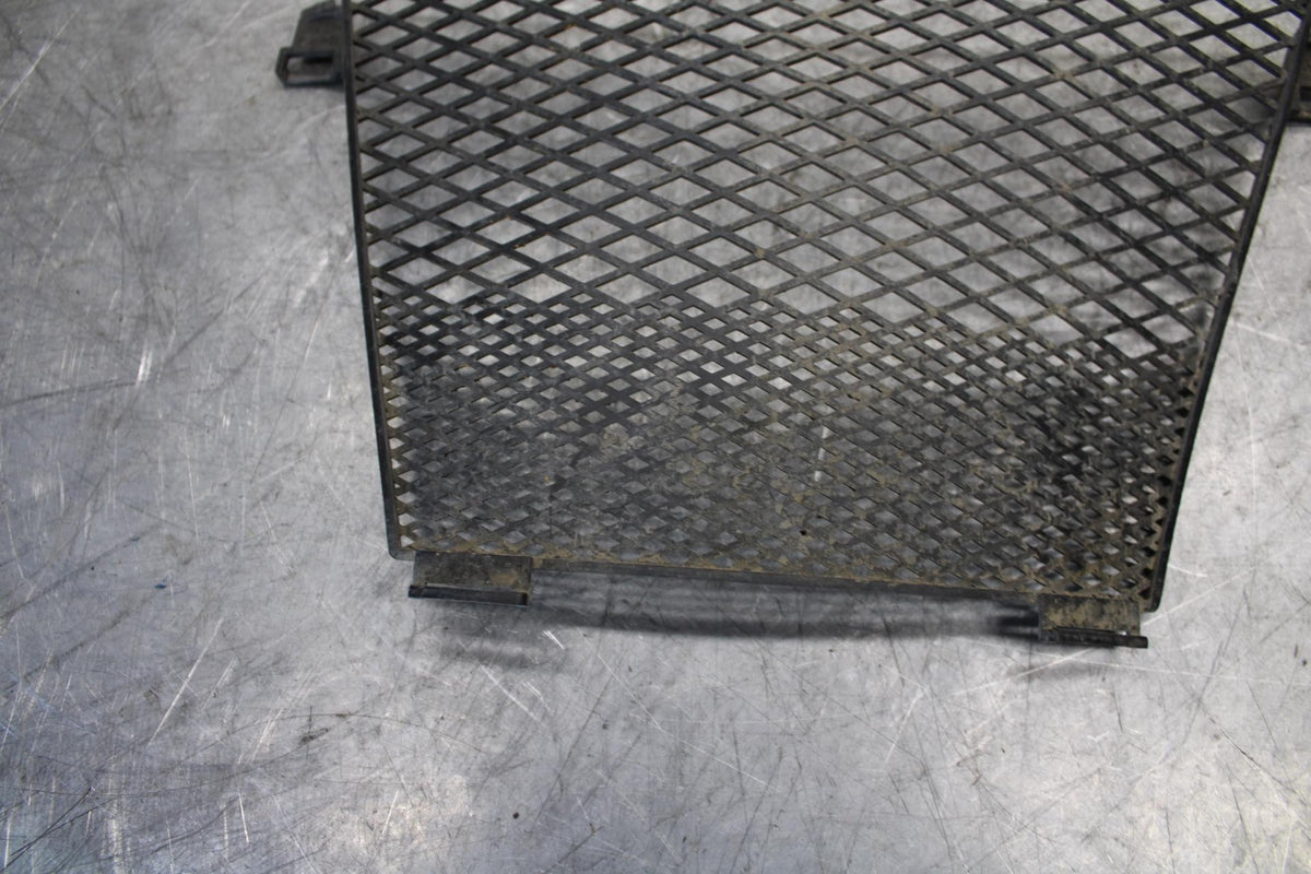 2005 Honda CBR1000RR OIL COOLER GRILL GUARD BB528