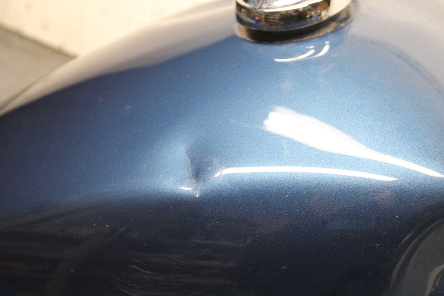 17-24 YAMAHA BOLT XVS950 GAS TANK FUEL PETROL RESERVOIR BB729
