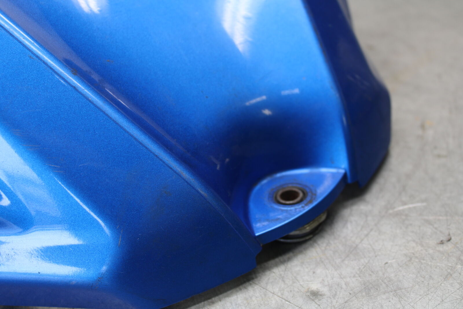 08-09 SUZUKI GSXR600 FRONT GAS TANK FUEL CELL FAIRING COWL COVER TRIM BB204