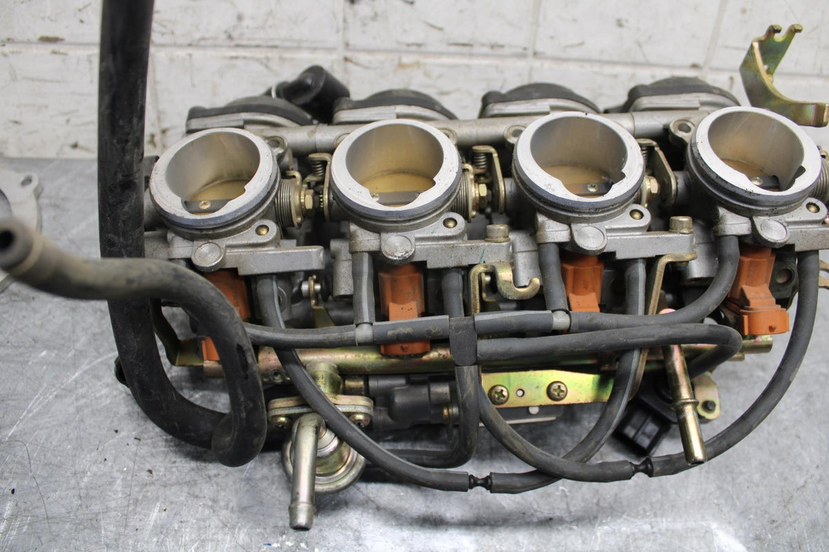 2003 Yamaha YZF R6 MAIN FUEL INJECTORS / THROTTLE BODIES 5SL-13750-00-00 BB539