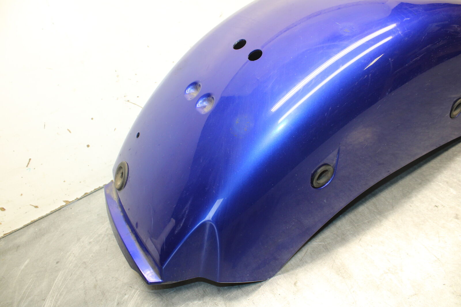 05-06 SUZUKI BOULEVARD M50 REAR BACK WHEEL FENDER MUD GUARD BB671