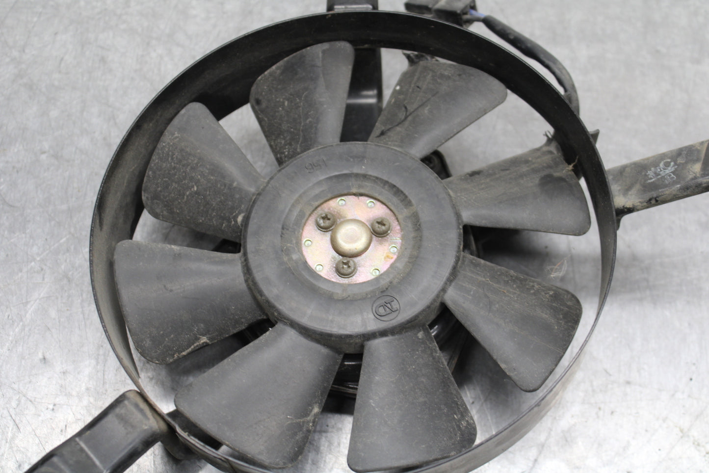 97-99 SUZUKI GSXR600 SRAD ENGINE RADIATOR COOLING FAN BB123