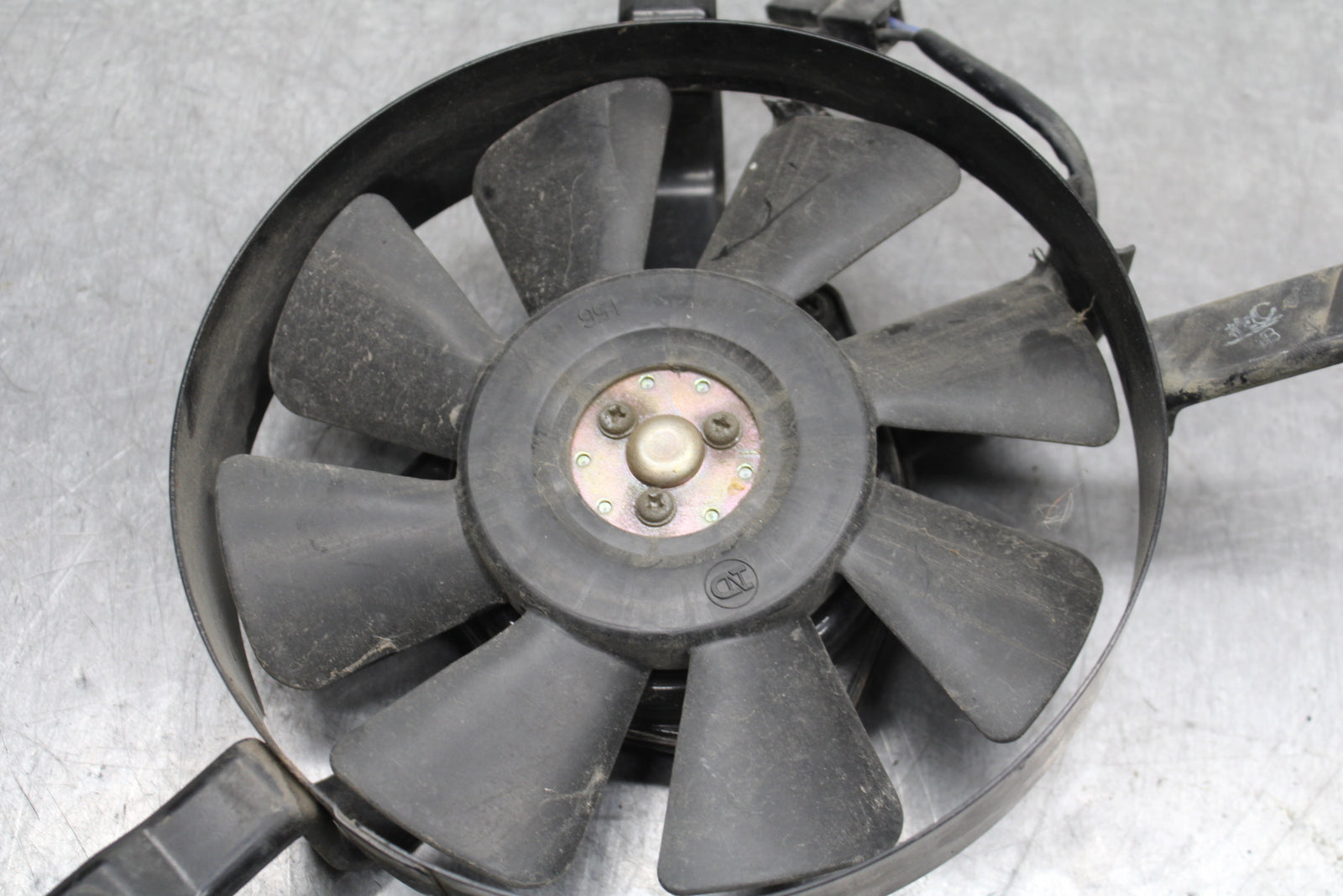 97-99 SUZUKI GSXR600 SRAD ENGINE RADIATOR COOLING FAN BB123