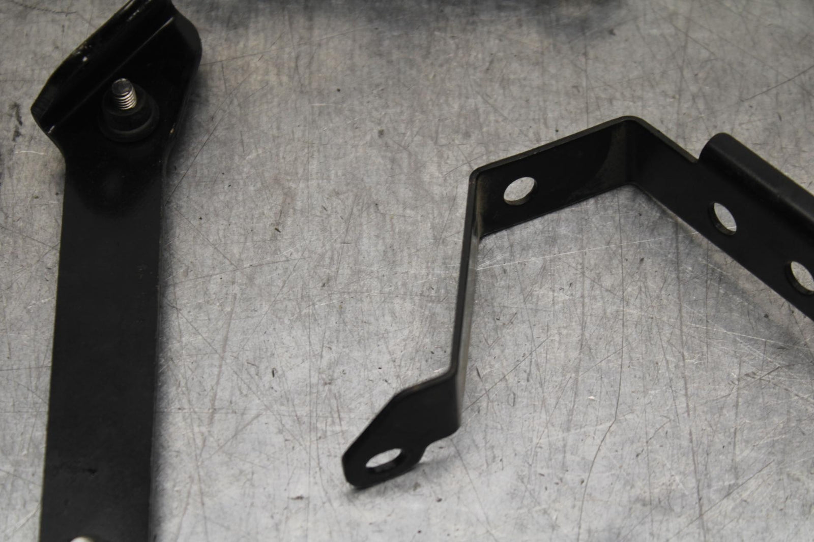 17-20 KAWASAKI 650 EX650 ABS GAS TANK RESERVOIR BRACKET AND MISCELLANEOUS BB88