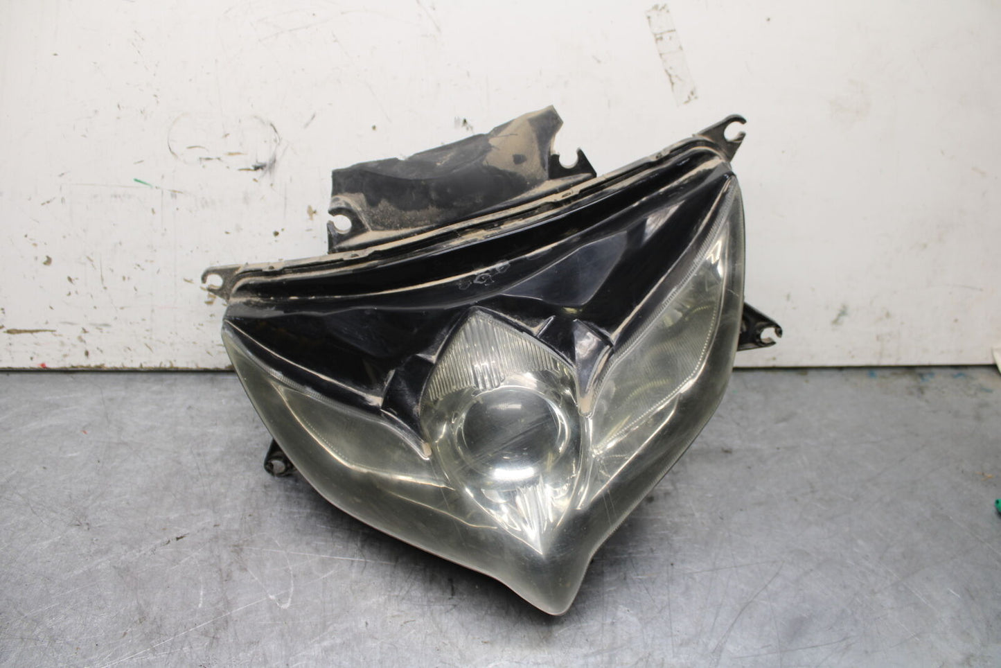 08-10 SUZUKI GSXR 600 FRONT HEADLIGHT HEAD LIGHT LAMP  BB721