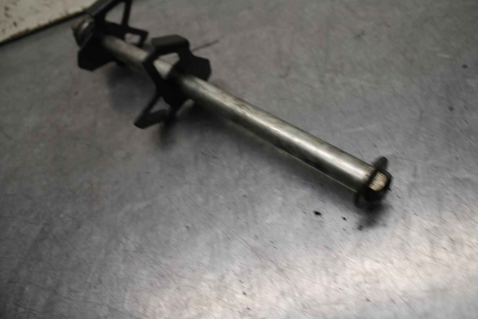 24 KAWASAKI NINJA 500 ABS REAR AXLE BACK WHEEL RIM PIVOT BOLT AXEL BB744