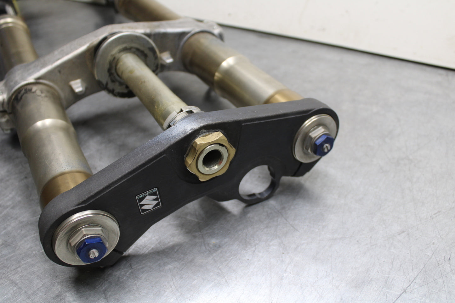 08-10 SUZUKI GSXR 600 COMPLETE FRONT END FORKS SUSPENSION TRIPLE TREE  BB753