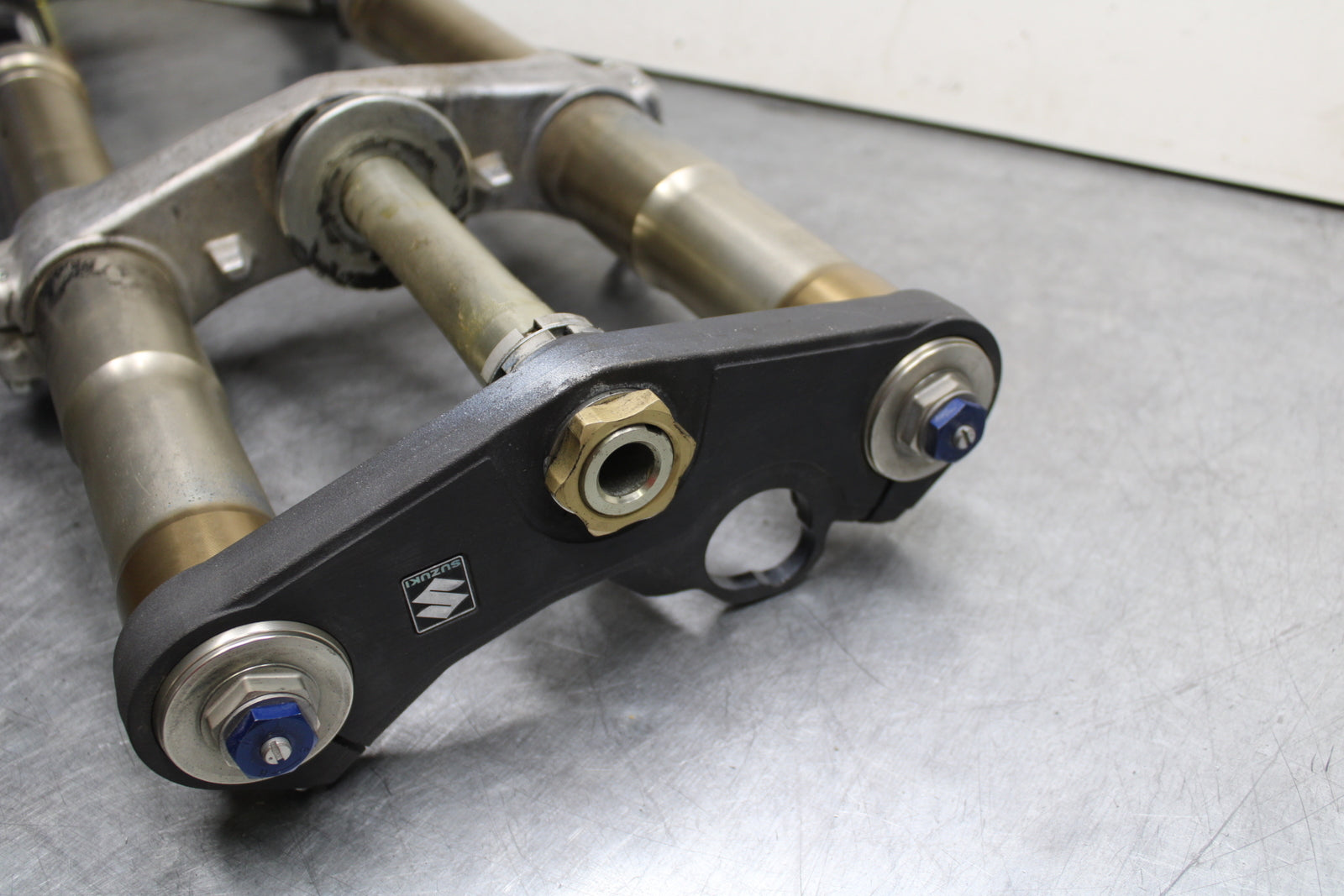 08-10 SUZUKI GSXR 600 COMPLETE FRONT END FORKS SUSPENSION TRIPLE TREE  BB753