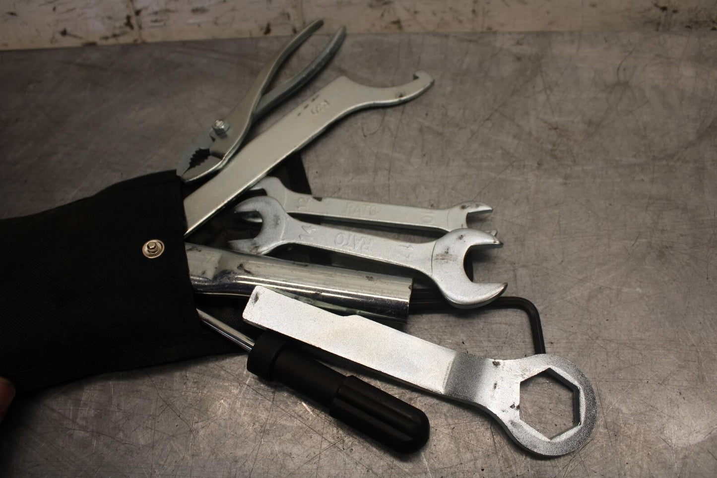 2015 Kawasaki Ninja 300 EX300B STOCK TOOLS OEM TOOL BAG KIT SET 32099-0721 BB518