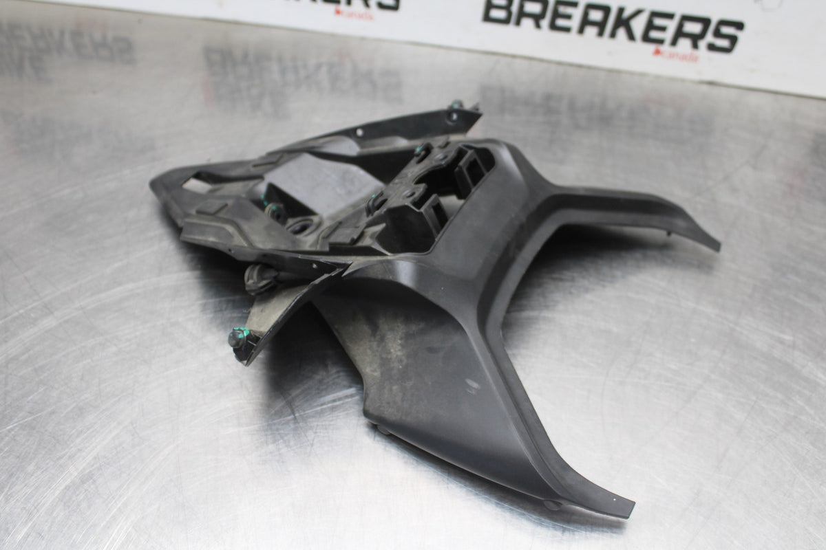 16 DUCATI 959 PANIGALE CENTER REAR BACK TAIL FAIRING COWL BB912