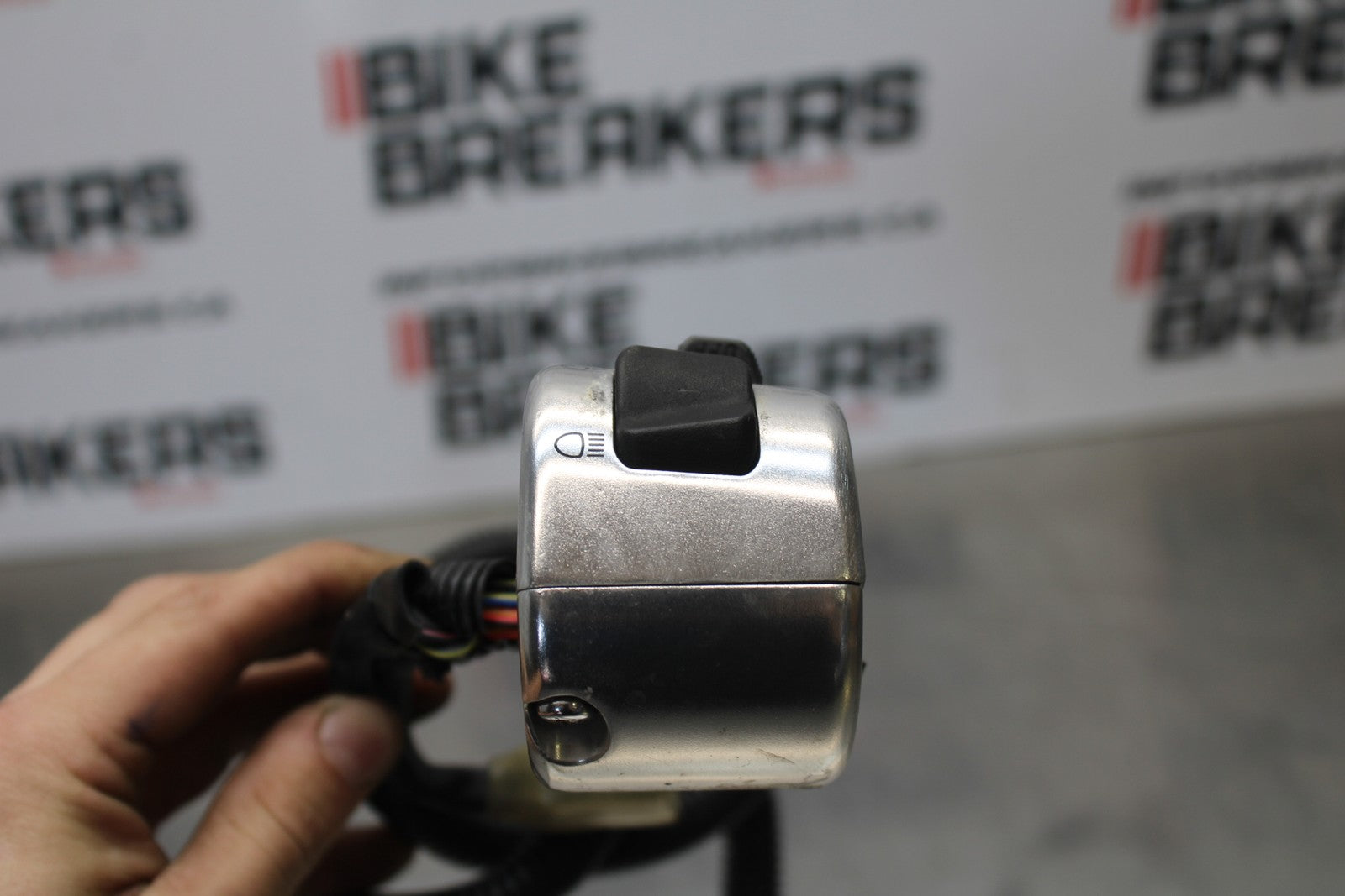 03-08 KAWASAKI VULCAN 1600 LEFT CLIP ON HANDLE HORN SIGNALS SWITCH BB196