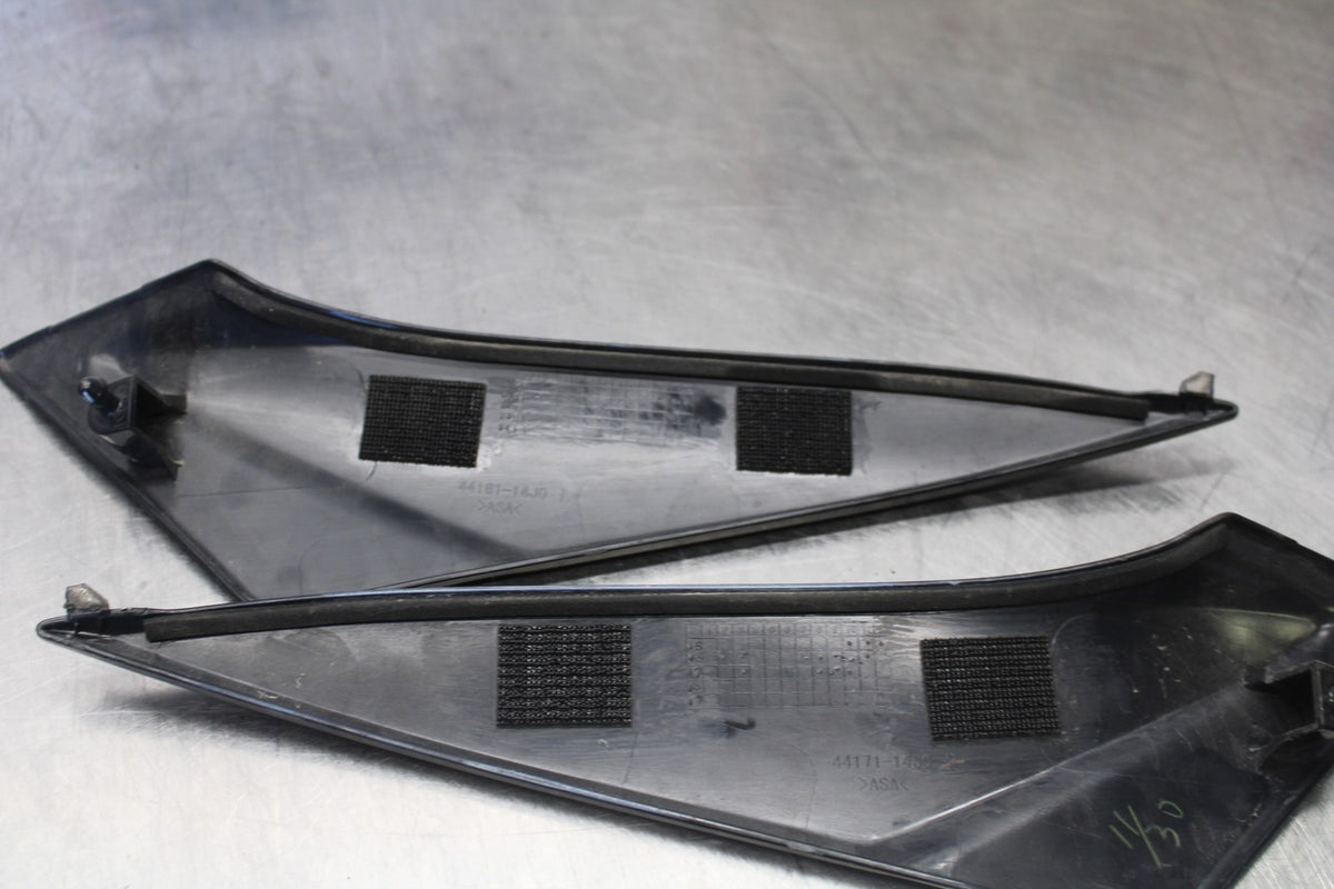 18 SUZUKI GSXR750 RIGHT LEFT GAS FUEL TANK PANELS COVERS TRIM SET COWLS  BB891