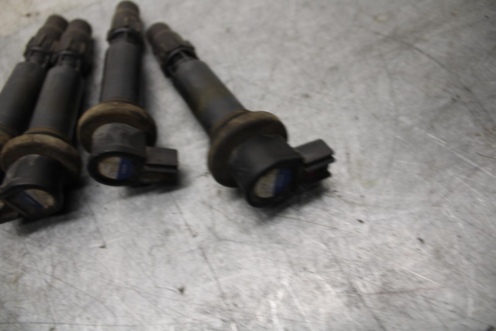 2007 Suzuki GSXR600 IGNITION COILS COIL SPARK PLUG CAPS 33410-29G00 BB540