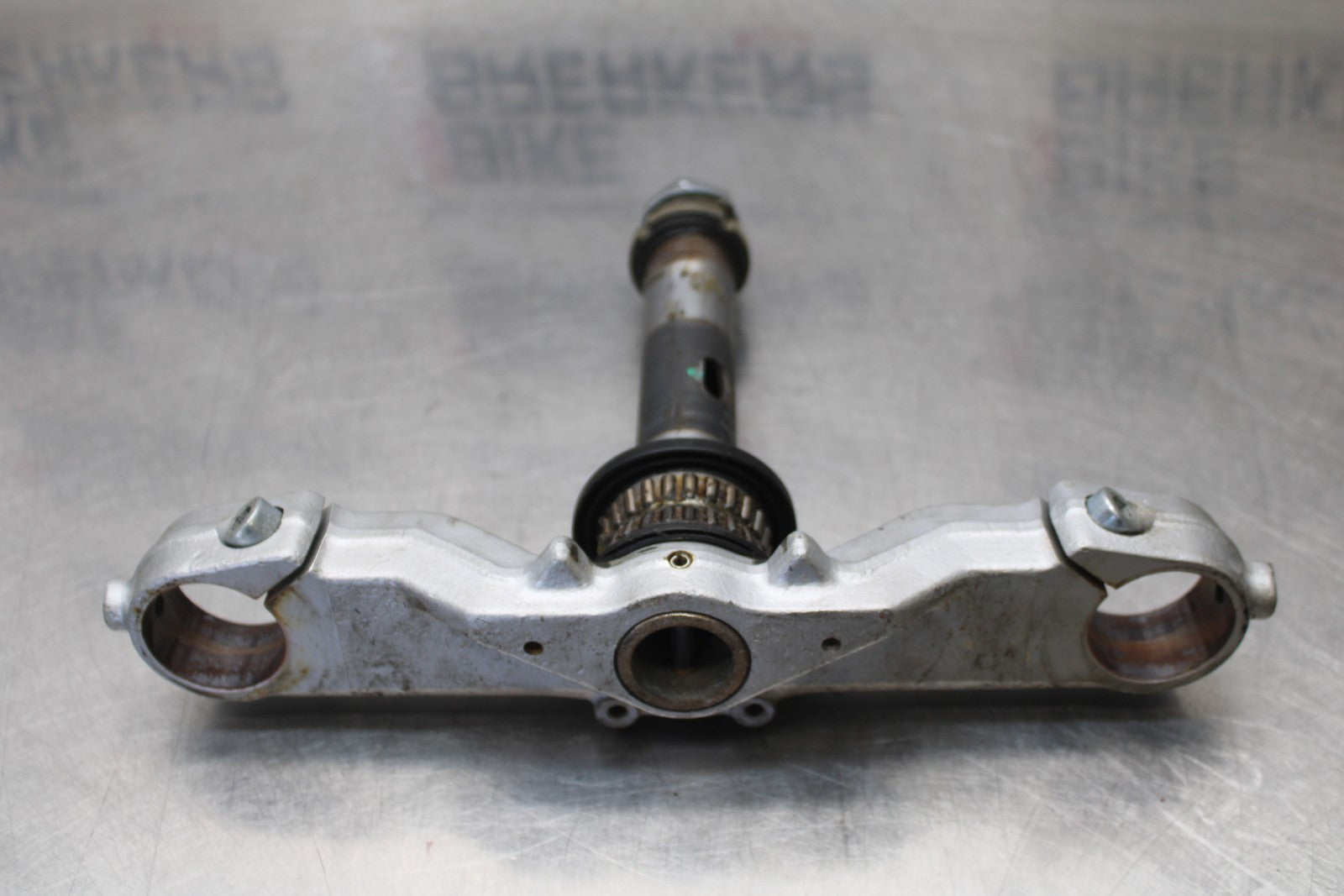 03-08 KAWASAKI VULCAN 1600 FRONT FORKS CLAMP LOWER TRIPLE TREE STEM BB196