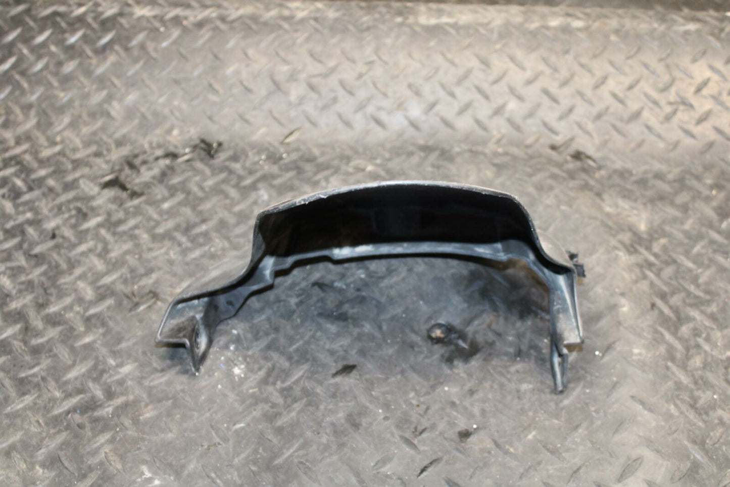 08-09 SUZUKI GSXR600 REAR BACK WHEEL TIRE HUGGER FENDER BB226