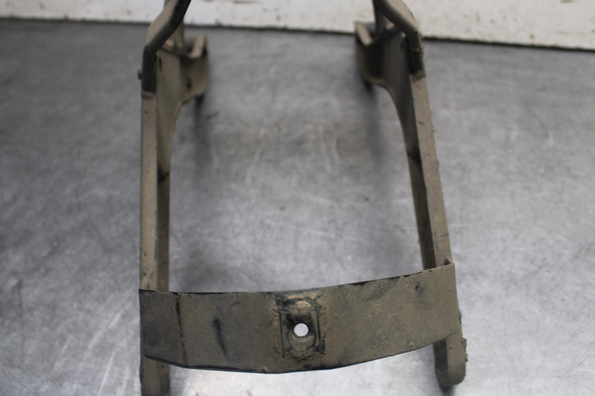 05-06 YAMAHA ROYAL STAR REAR FENDER SUPPORT FRAME SUBFRAME 4XY-21190-02-00 BB697