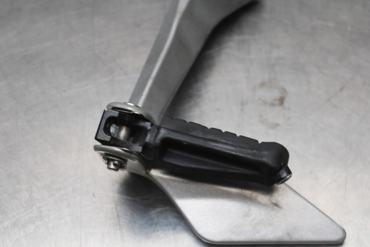13-16 KTM 390 DUKE LEFT REAR BACK PASSENGER PEG BB815