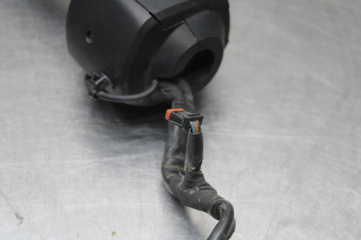 22 HARLEY-DAVIDSON PAN AMERICA 1250 RIGHT HANDLE BAR KILL OFF START SWITCH BB910