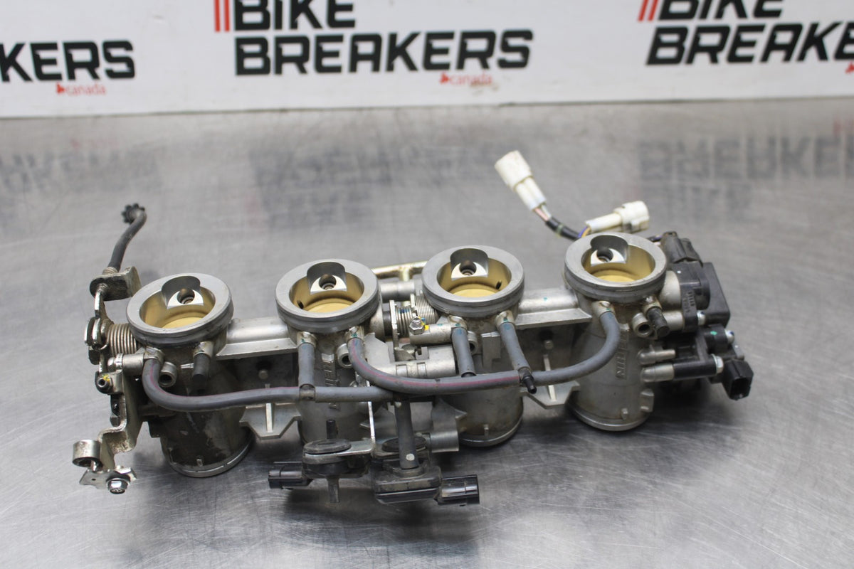05-06 KAWASAKI NINJA ZX6R MAIN FUEL INJECTORS / THROTTLE BODIES BB877