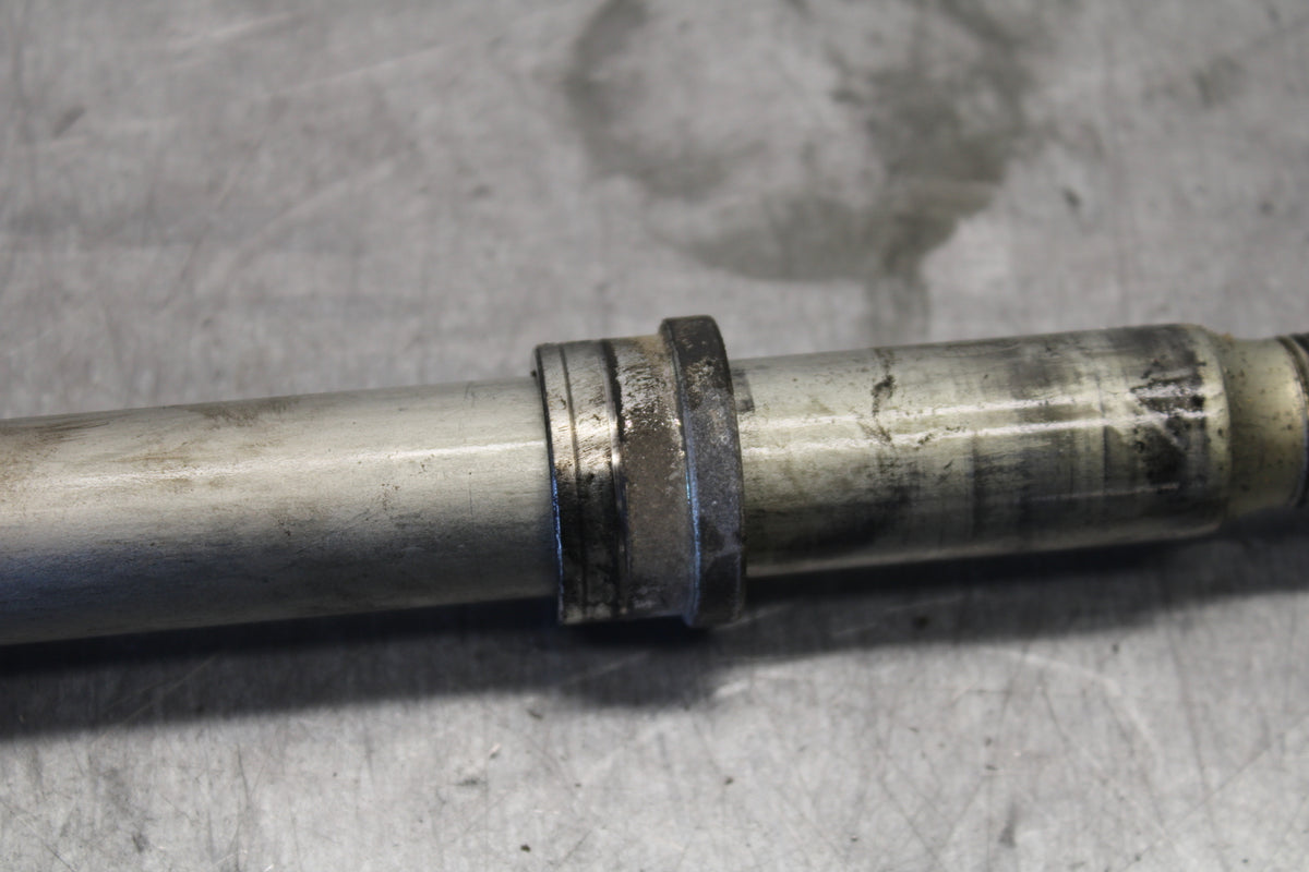 07-09 YAMAHA FZ6 FRONT WHEEL RIM AXLE PIVOT BOLT BB713