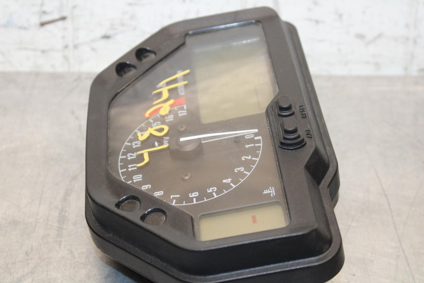 2006 Honda CBR600RR SPEEDO TACH GAUGES DISPLAY CLUSTER SPEEDOMETER  BB63