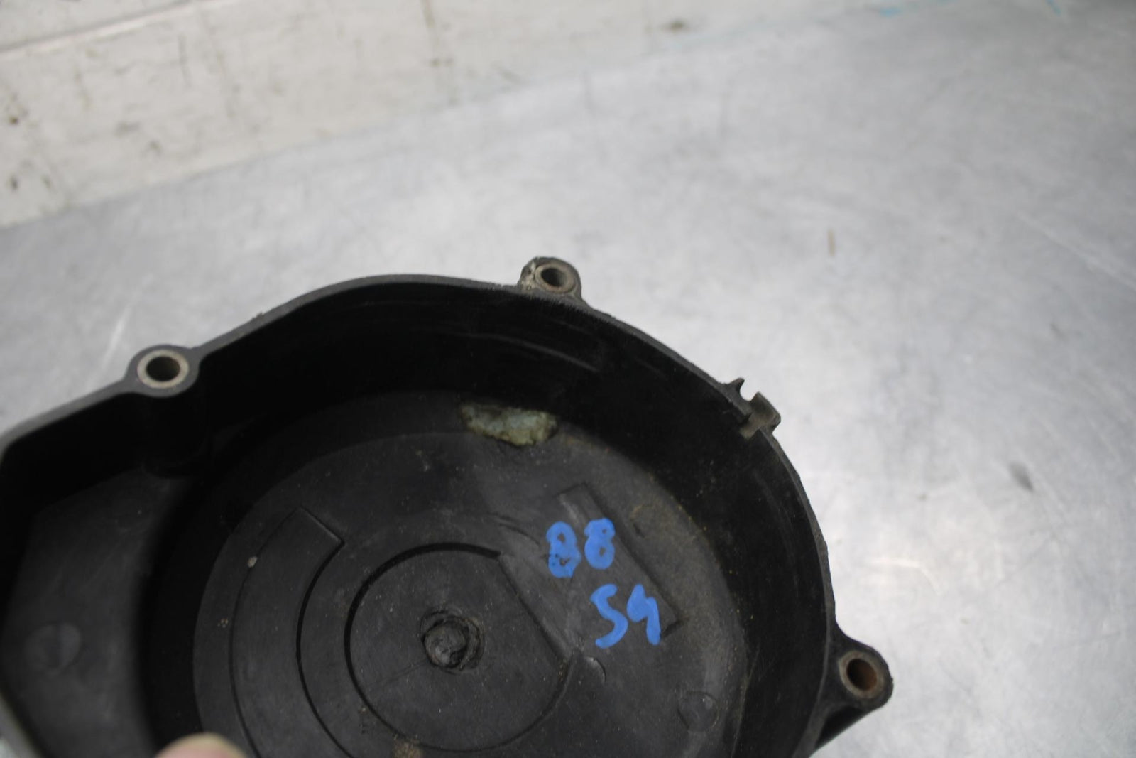 85-88 HONDA NS400R NC19 NSR400 NS400RG STATOR MAGNETO ALTERNATOR  COVER BB32