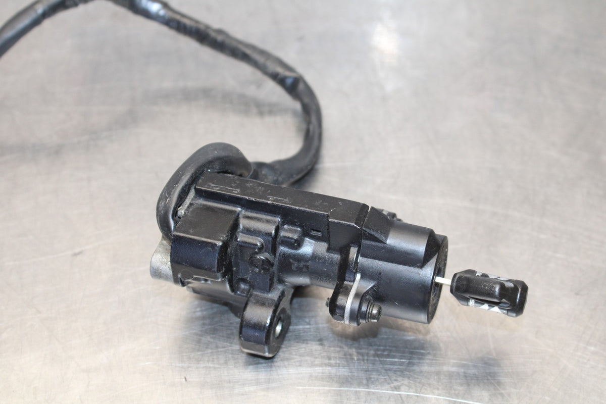 08-10 SUZUKI GSXR 600 IGNITION LOCK W KEY BB92