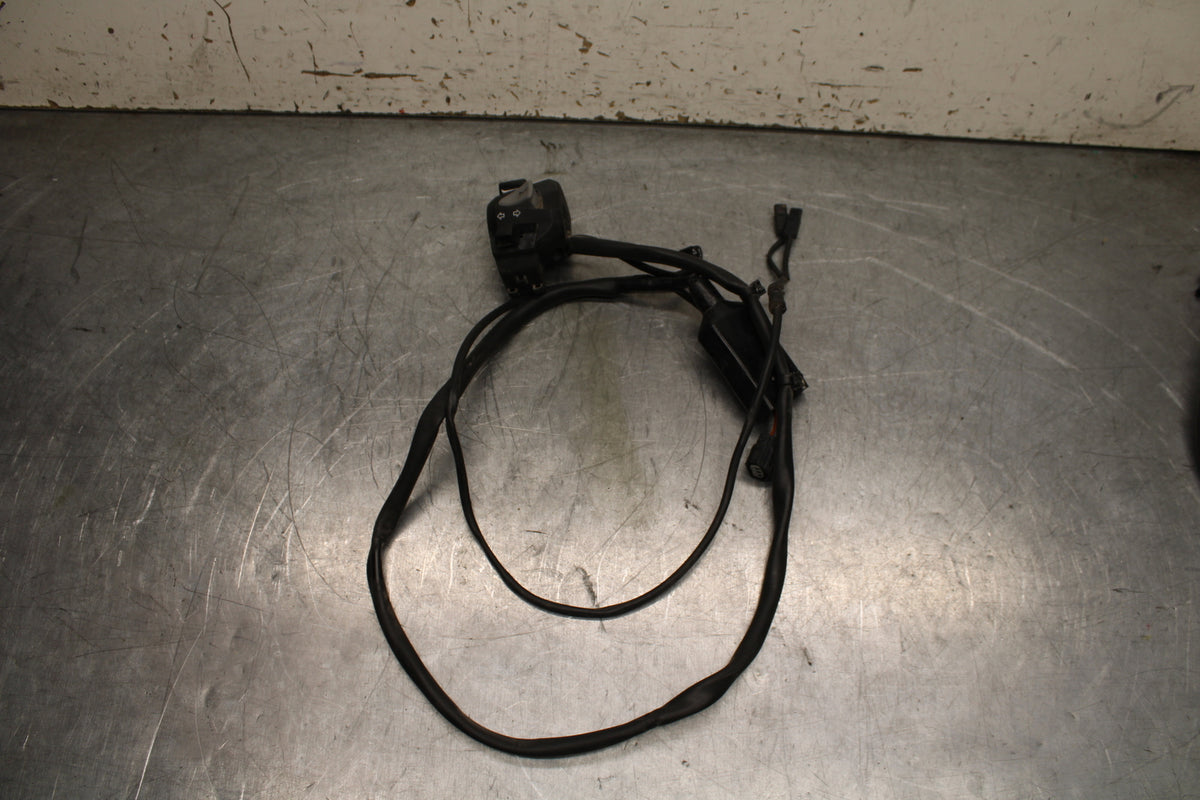 14 HONDA CTX1300A LEFT CLIP ON HANDLE HORN SIGNALS SWITCH SWITCHES BB732