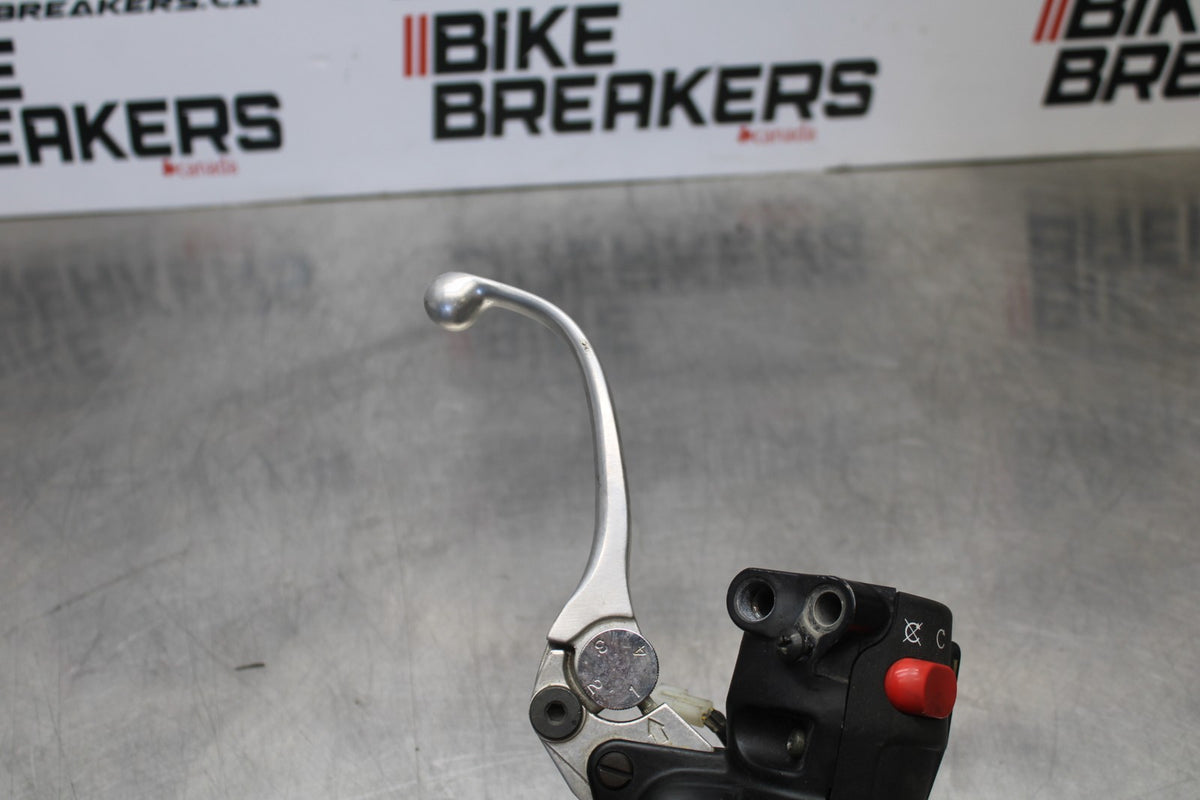 05 TRIUMPH ROCKET III FRONT BRAKE MASTER CYLINDER BB186