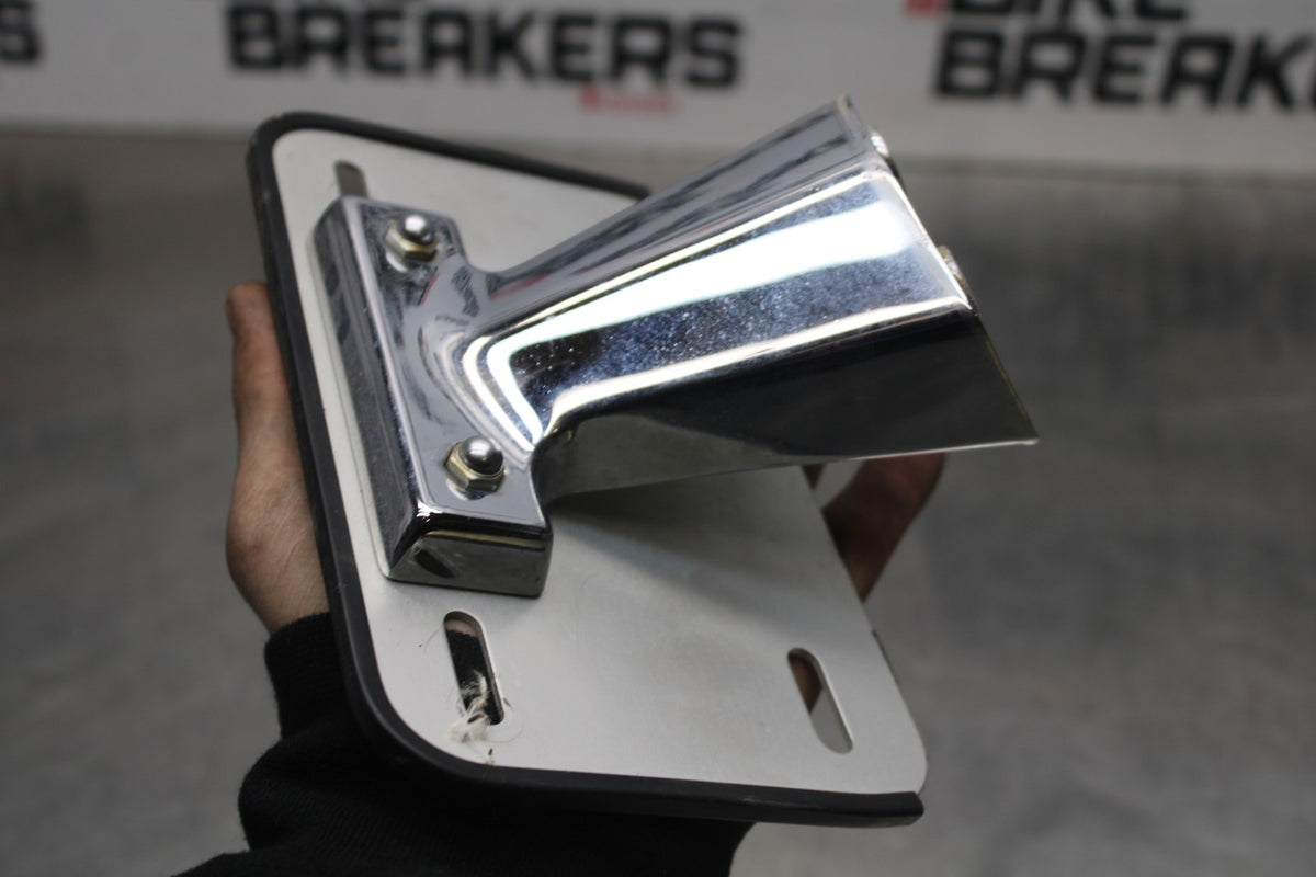 05-09 SUZUKI BOULEVARD C90 LICENSE PLATE BRACKET BB791