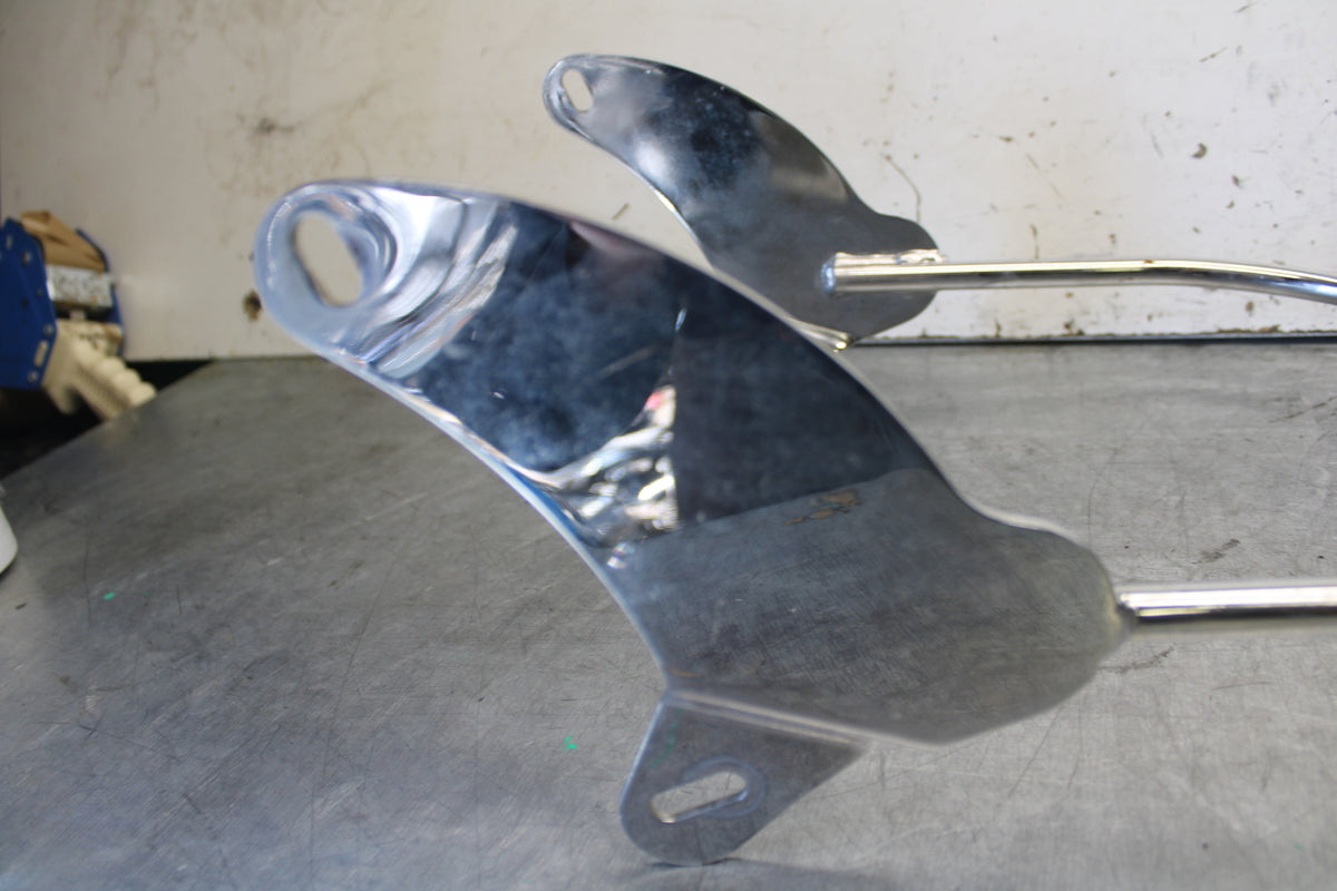 05-06 YAMAHA ROYAL STAR BACK REST SISSY BAR BB697